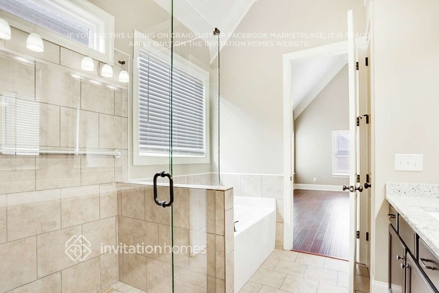 Building Photo - 227 Dublin Way