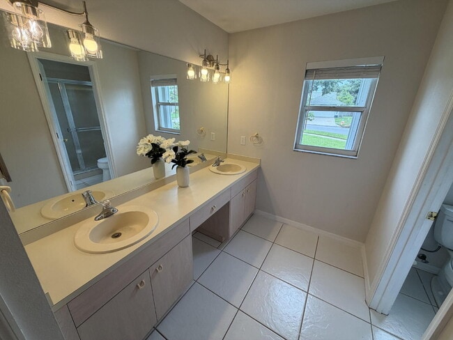 Building Photo - Move-In Ready 3/2 in Six Mile Creek | New Appliances | 2-Car Garage