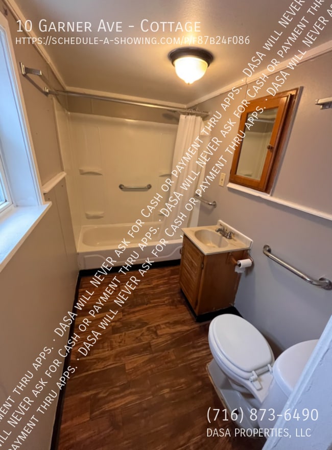 Building Photo - 10 Garner Ave