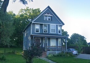 Building Photo - 3388 E Washington Ave