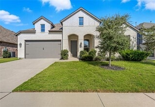 Building Photo - 1054 Canterbury Lane