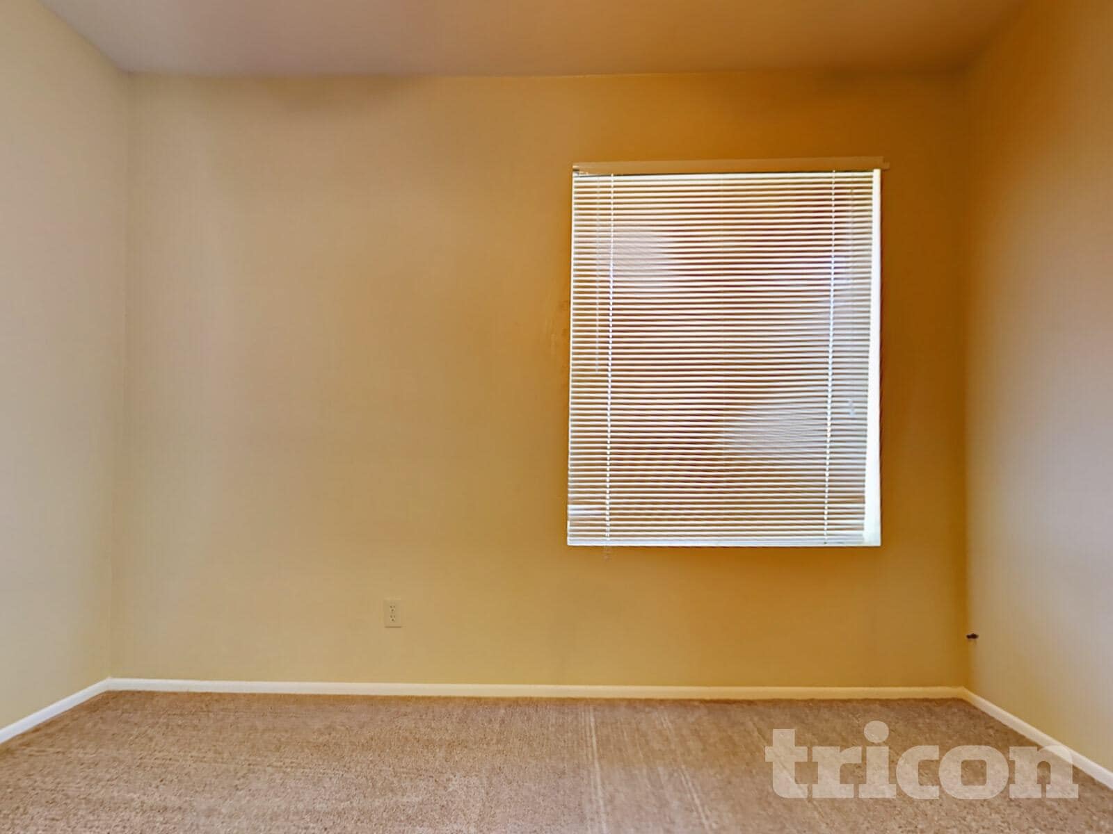 Building Photo - 4127 W Mission Ln