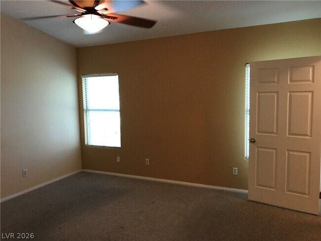 Building Photo - 381 Manti Pl
