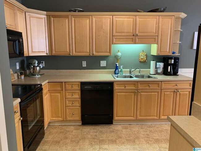 Building Photo - 5639 Colony Ln