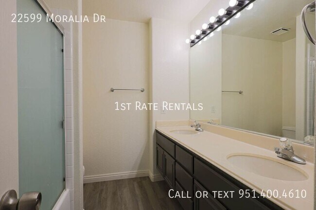 Building Photo - 22599 Moralia Dr
