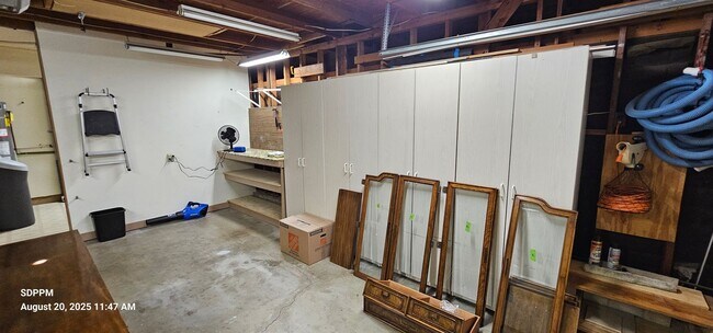 Building Photo - UNIVERSITY CITY / SAN DIEGO - Nice 5 Bedro...
