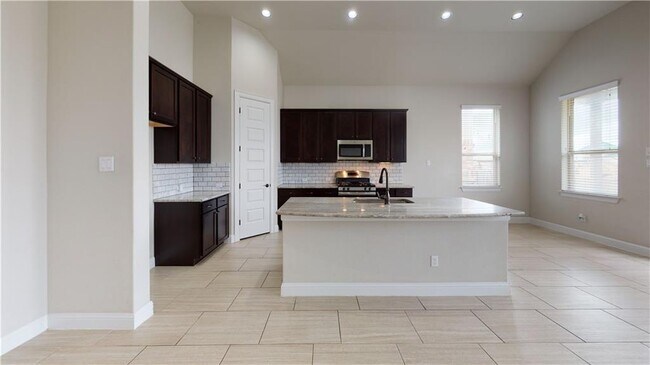 Building Photo - 8050 Mozart St