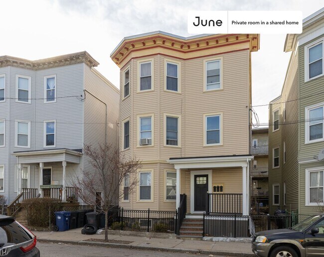 Building Photo - Room in Shared 4 bed/1 bath home in JFK/UMass