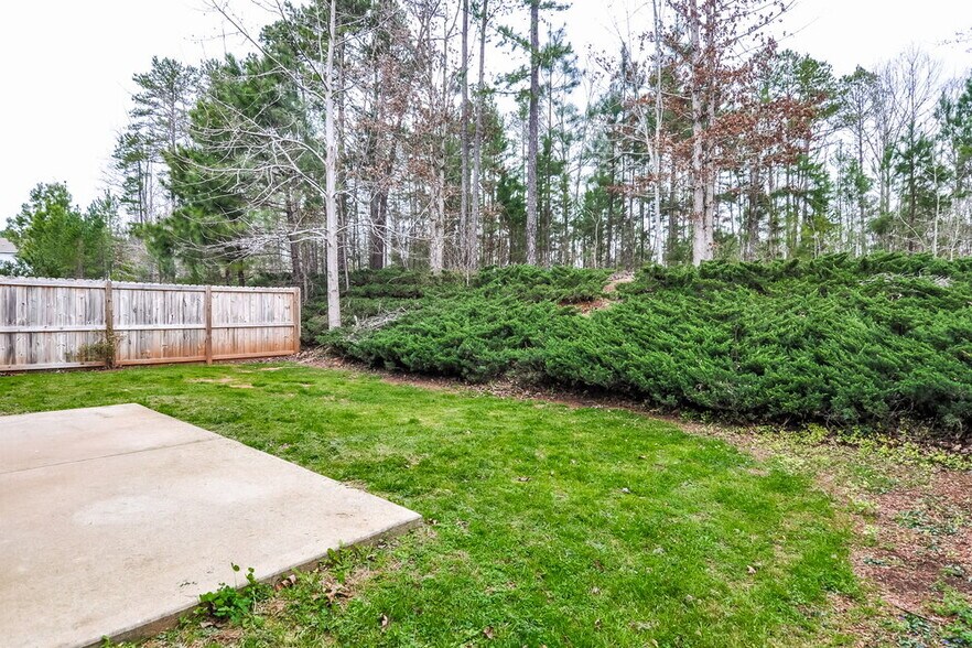 Building Photo - 62 Brookhaven Dr