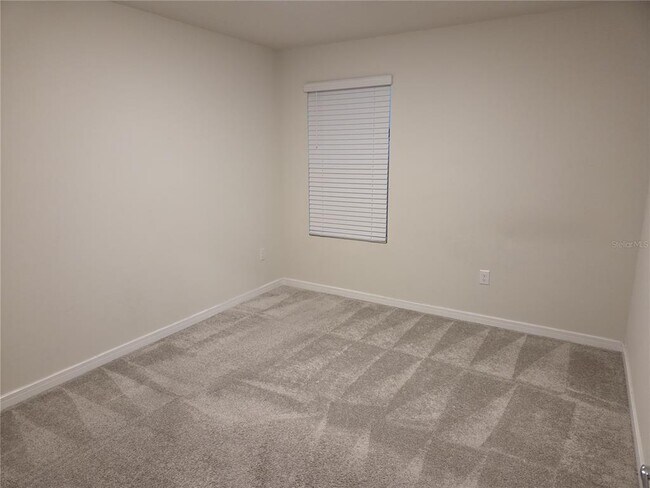 Building Photo - 1280 Regal King Dr