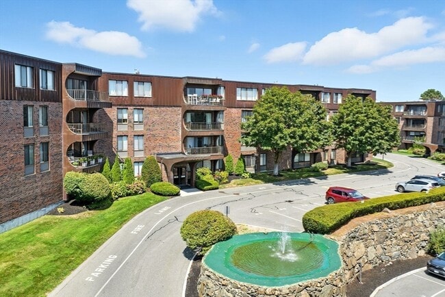 Building Photo - 1006 Paradise Rd