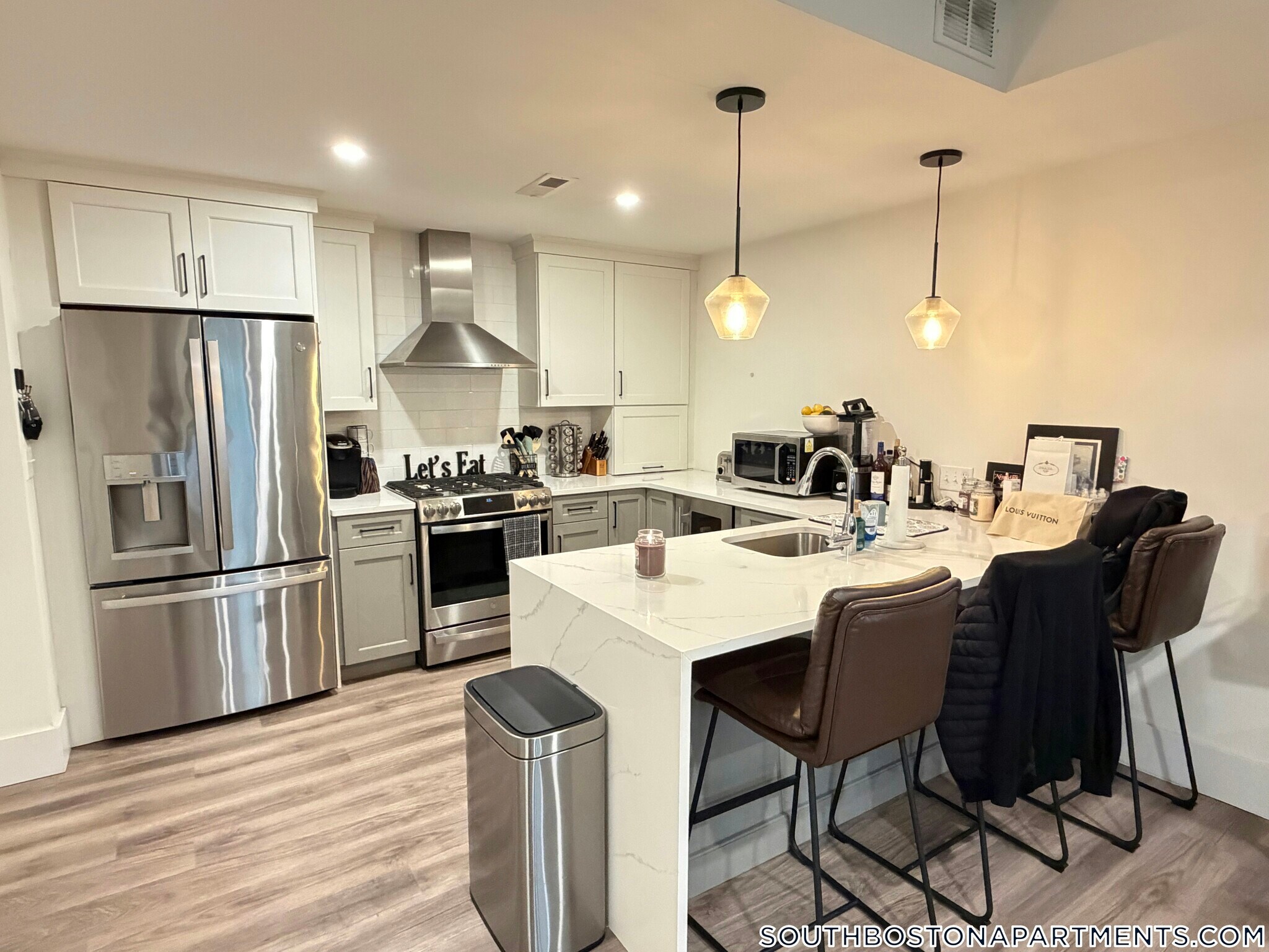 Building Photo - 9 Douglas St