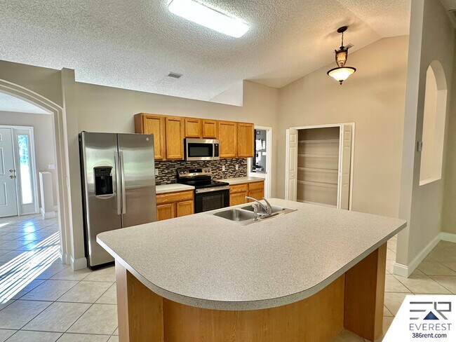 Building Photo - 59 Riverina Dr