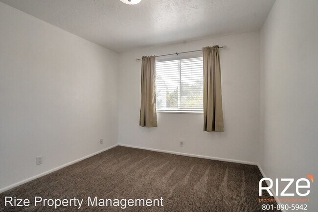 Building Photo - 4637 Quail Vista Cove