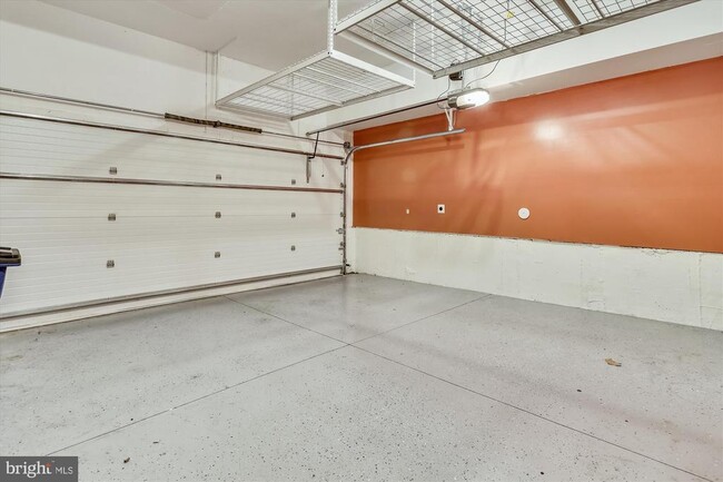 Building Photo - 8060 Red Hook St