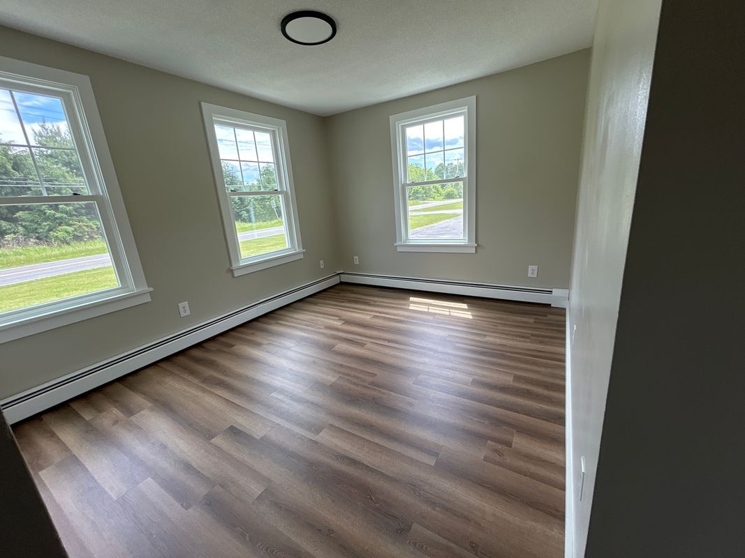 Building Photo - 173 S Amenia Rd