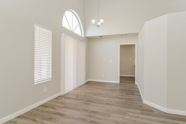 Building Photo - 1706 Autumn Rust Dr