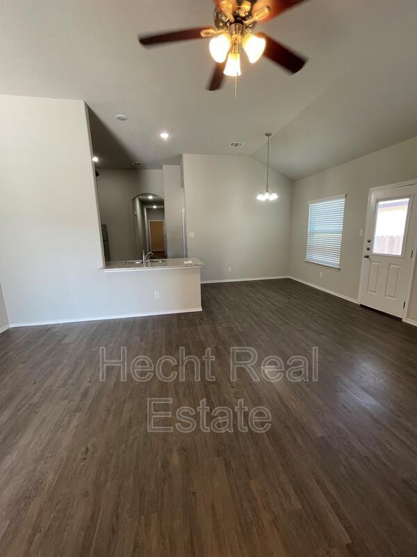 Building Photo - 9207 Canyon Bnd