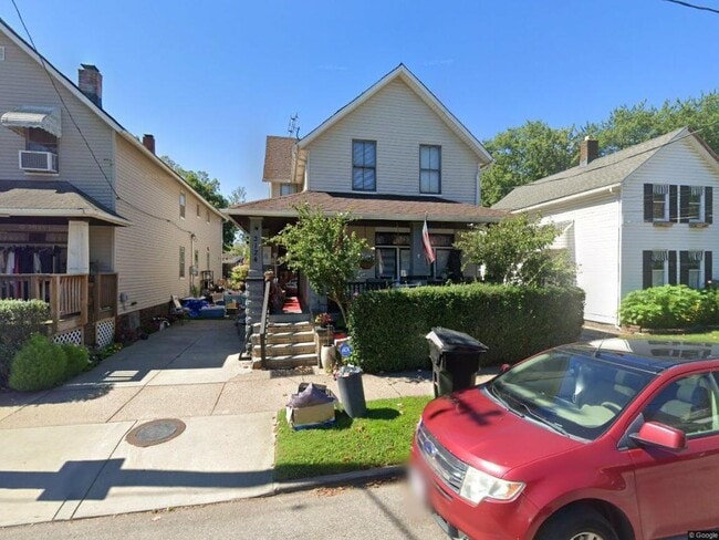 Building Photo - 3124 W 11th Pl