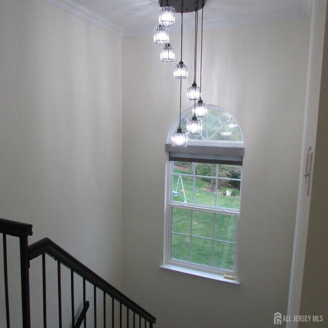 Building Photo - 29 Tall Oaks Ct