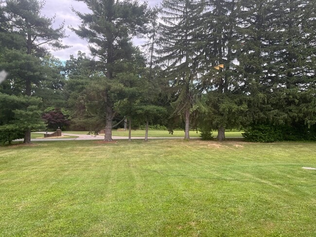 Building Photo - 3045 E Prospect Rd