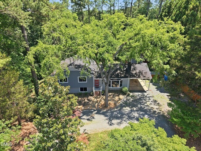 Building Photo - 603 N Estes Dr