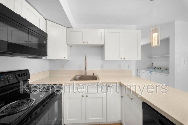 Building Photo - 13401 Pine Needle Ln