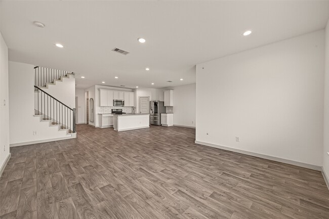 Building Photo - 6903 Green Embers Ln