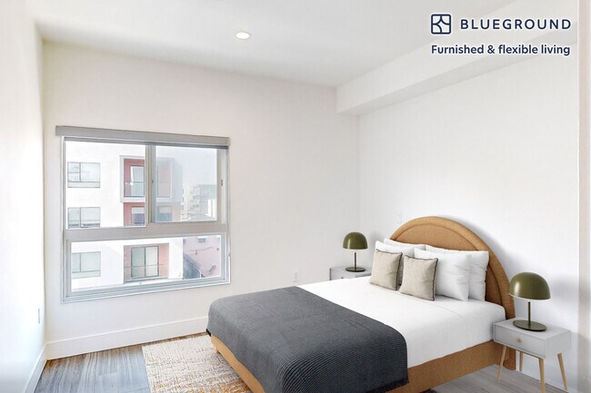 Building Photo - 518 N Gramercy Pl