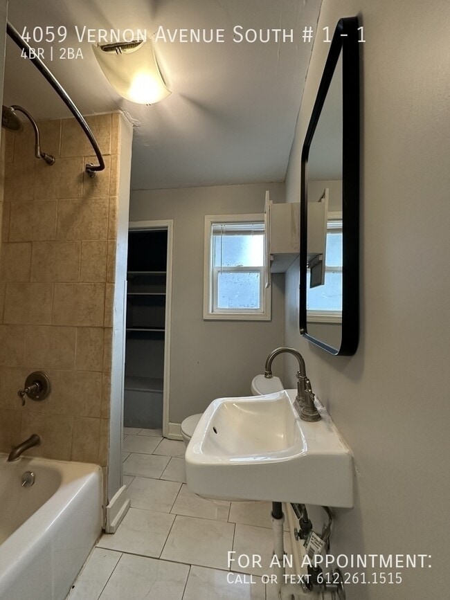 Building Photo - 4059 Vernon Ave S