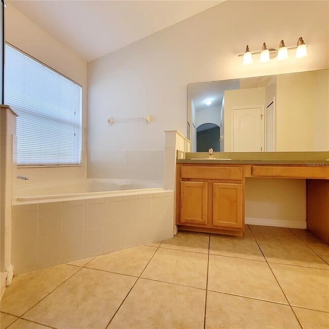 Building Photo - 9012 Sandwood Way