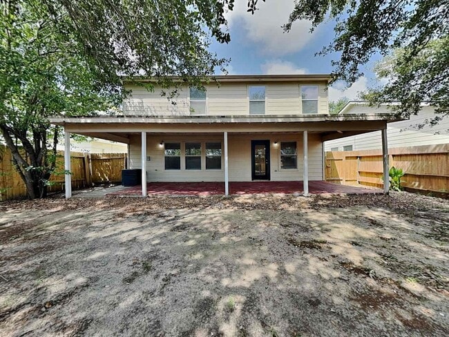 Building Photo - 13742 Clarks Fork Dr