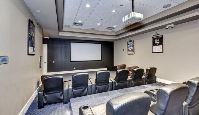 Building Photo - 241 Riverside Dr