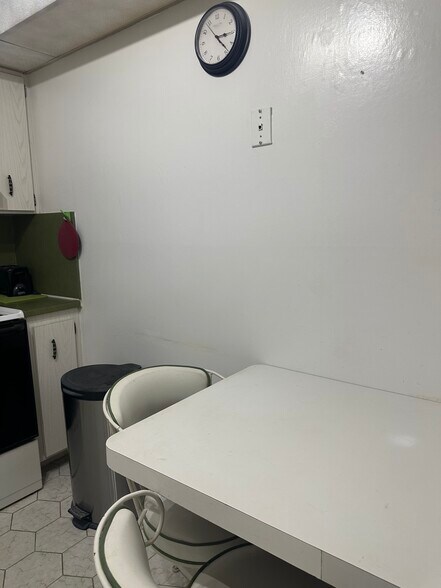 Building Photo - 250 Sunny Isles Blvd