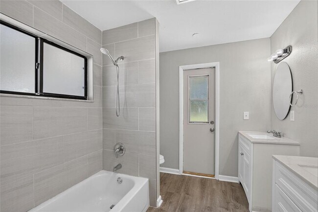 Building Photo - 1206 Sail Way