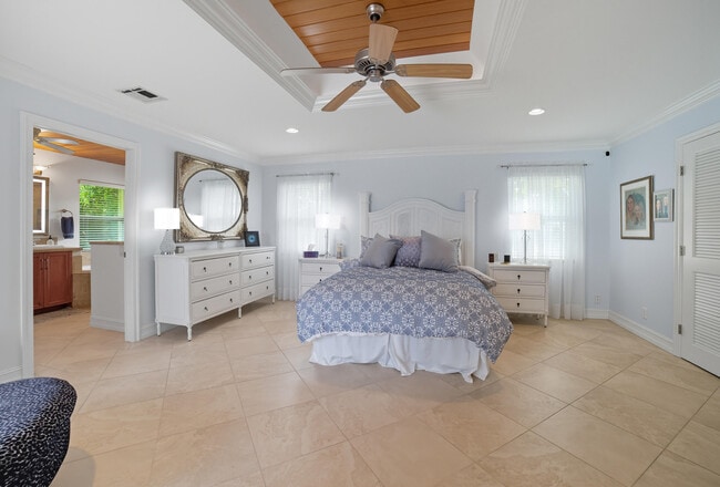 Building Photo - 1050 Gulfstream Way