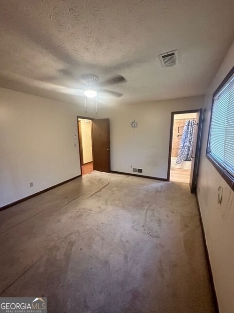 Building Photo - 5375 Whitney Ct