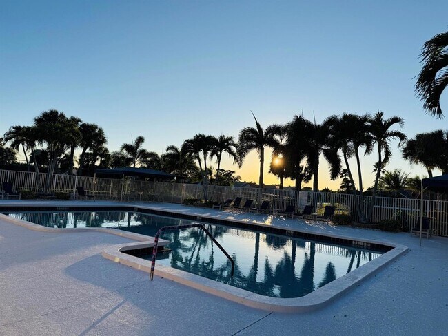 Building Photo - 7759 Great Glen Cir