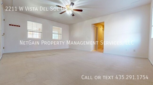 Building Photo - 2211 W Vista Del Sol Dr