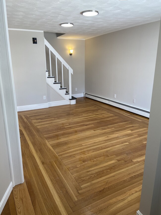 Building Photo - 50 Carteret St