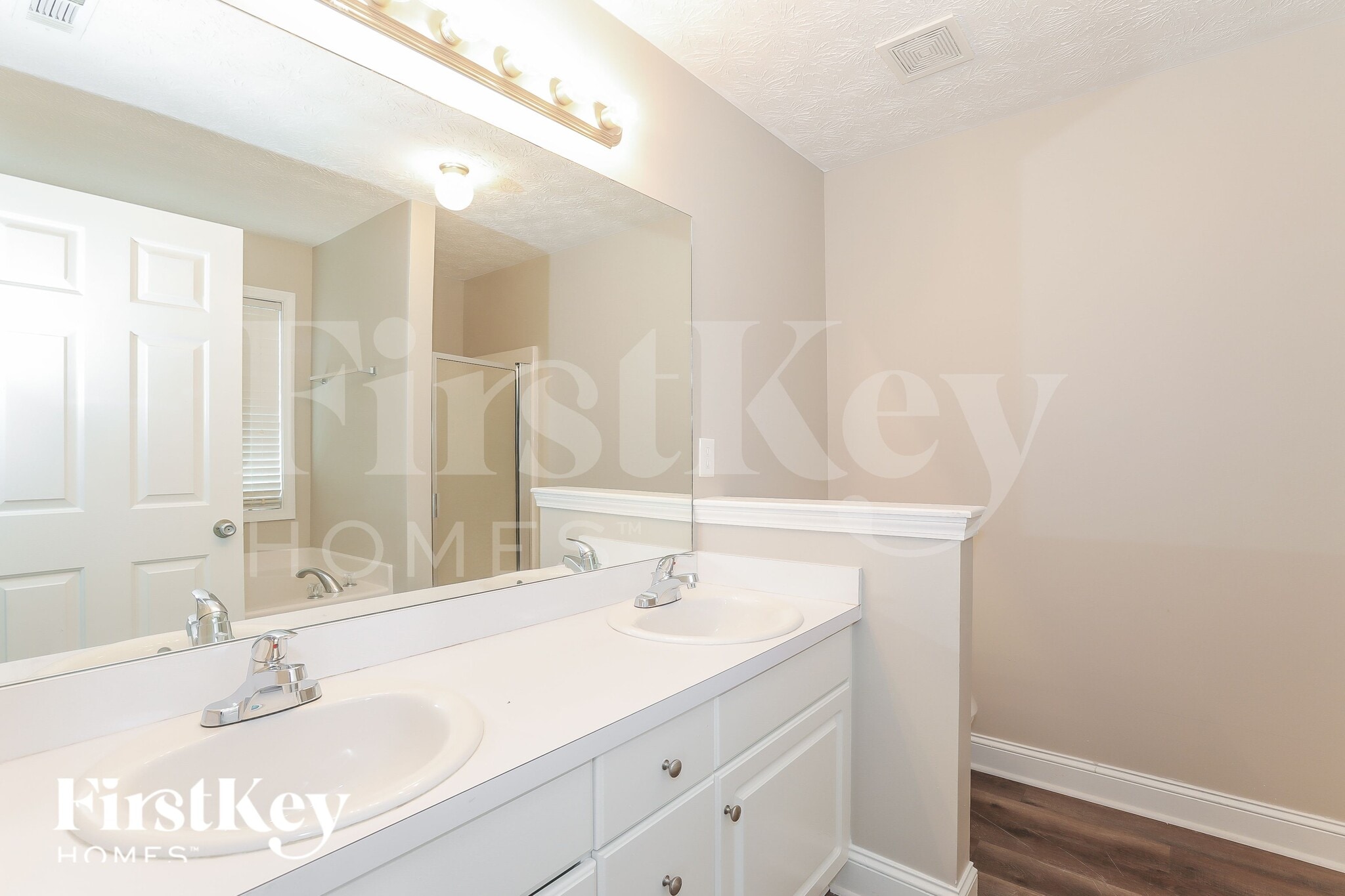 Building Photo - 90 Wynfield Keep