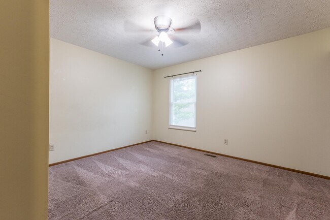 Building Photo - 867 Sheldrake Ct