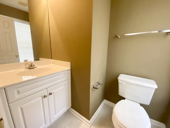 Building Photo - Spacious, Four Bedroom Home in The Farm!