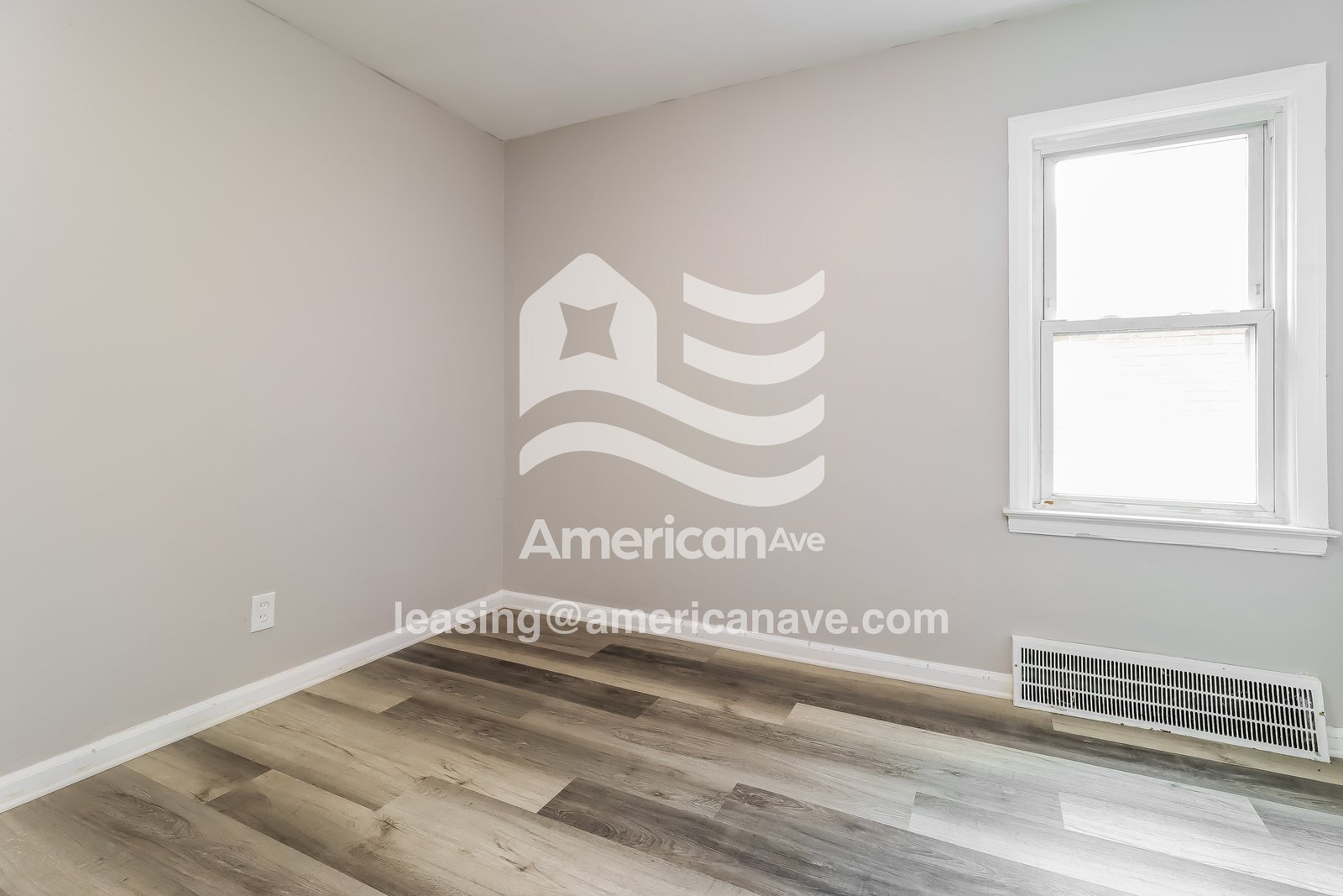 Building Photo - 12641 Mettetal St