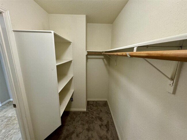 Building Photo - 1507 Avery Elissa Ln