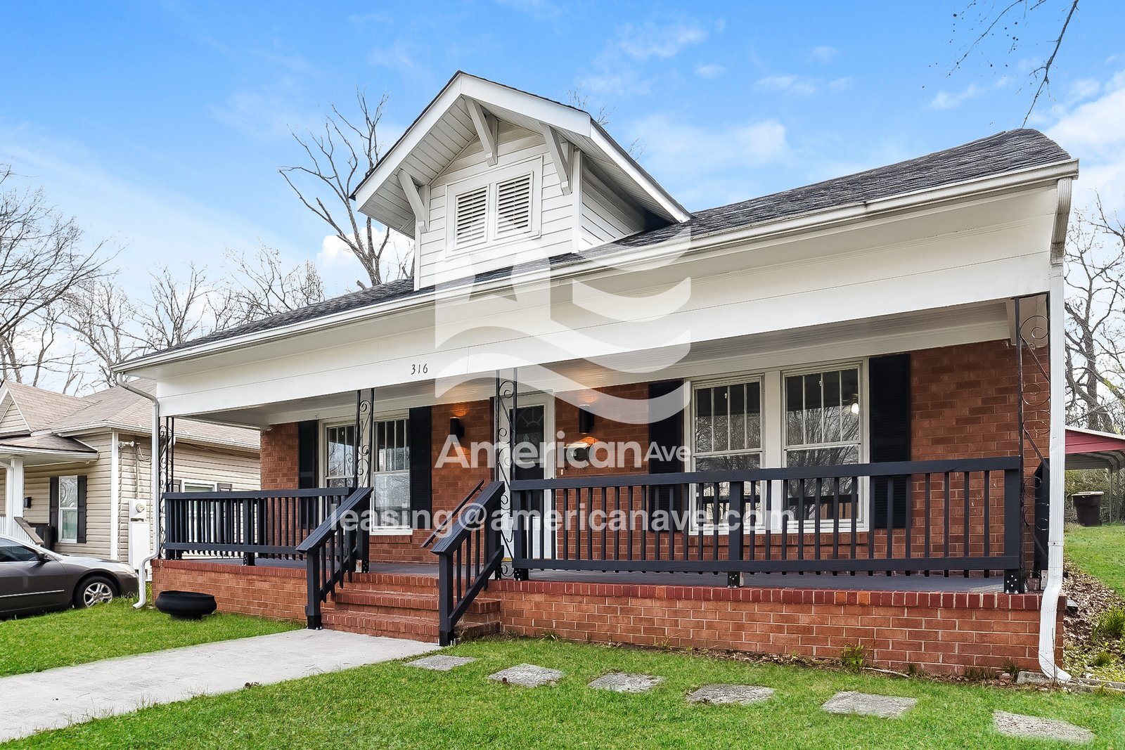 Building Photo - 316 N Regan St