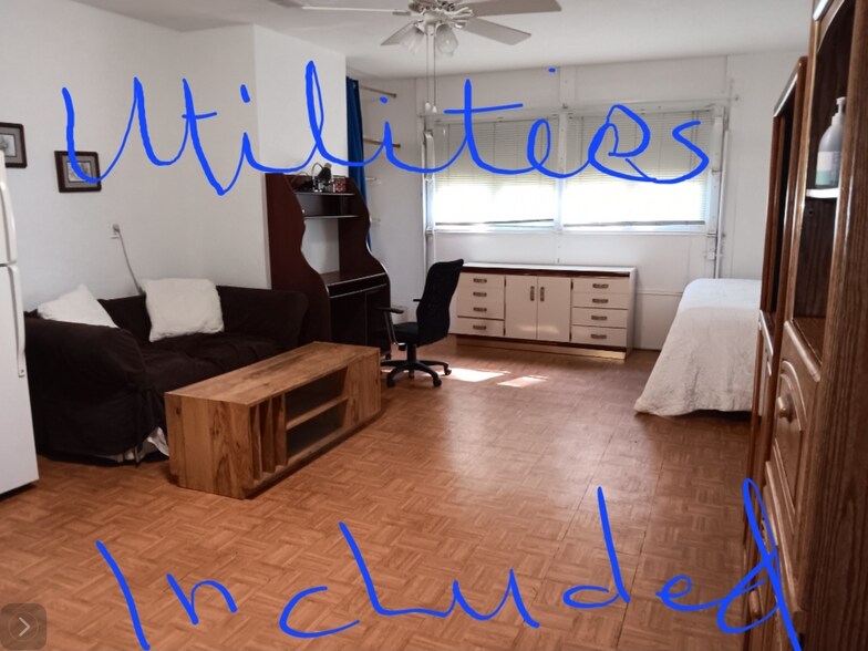 Primary Photo - 137 White St