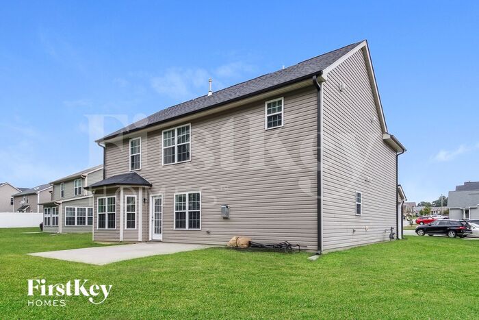 Building Photo - 2194 Longburn Dr