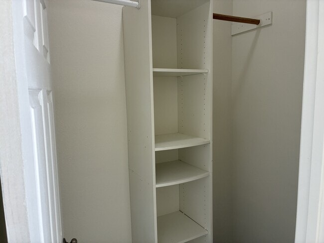 Building Photo - 3080 Lindero St