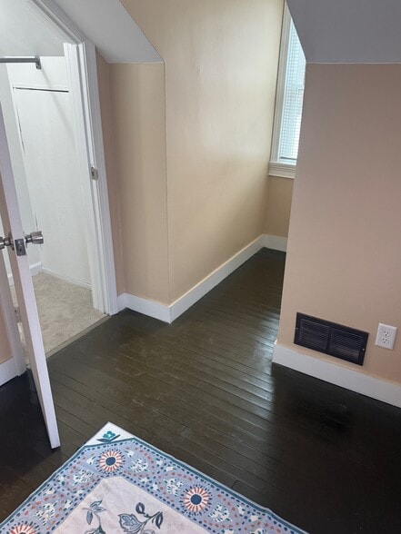 Bedroom 3 Closet and nook - 19912 Adams Rd